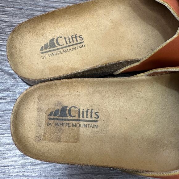 Cliffs 'Goyle' by White Mountain Sandals Orange Slides Women's 6M Metal Buckle - Picture 9 of 10